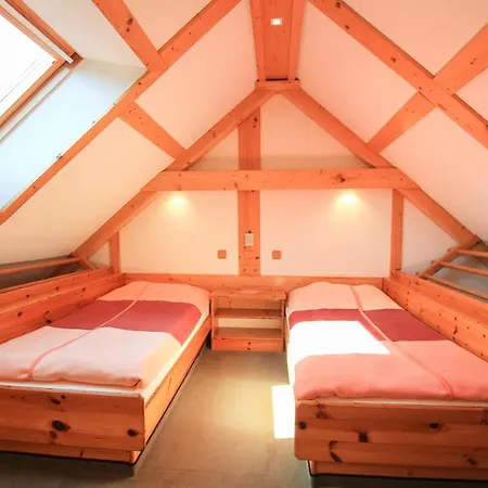 ゲストハウス Pisl