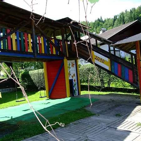 Pisl ゲストハウス