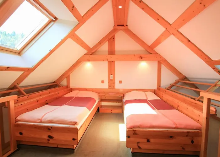 בית הארחה Pisl